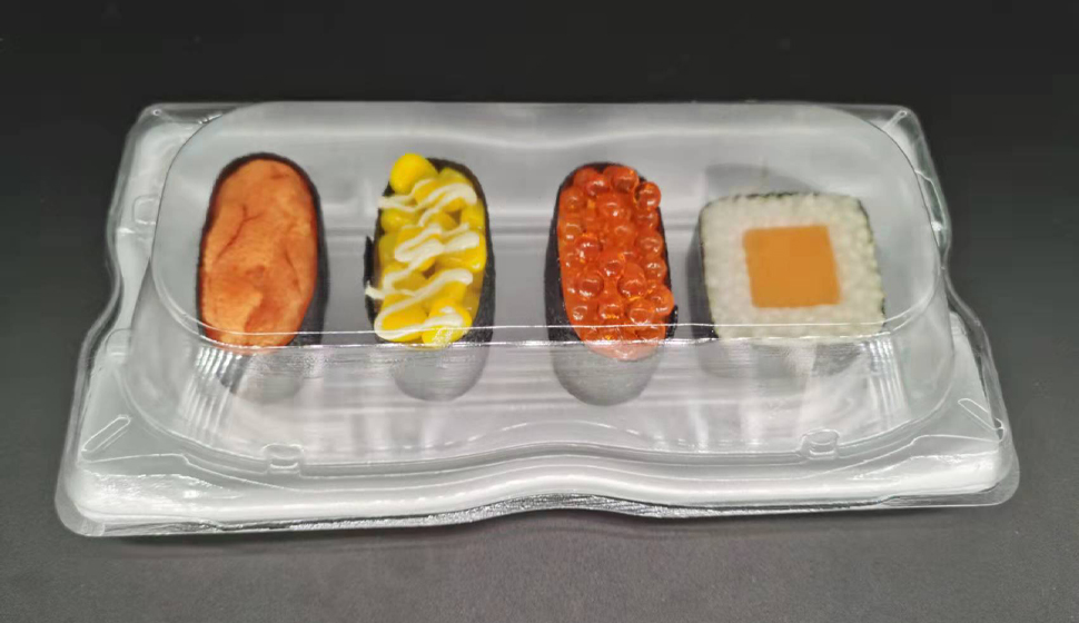  Plastic sushi box 2